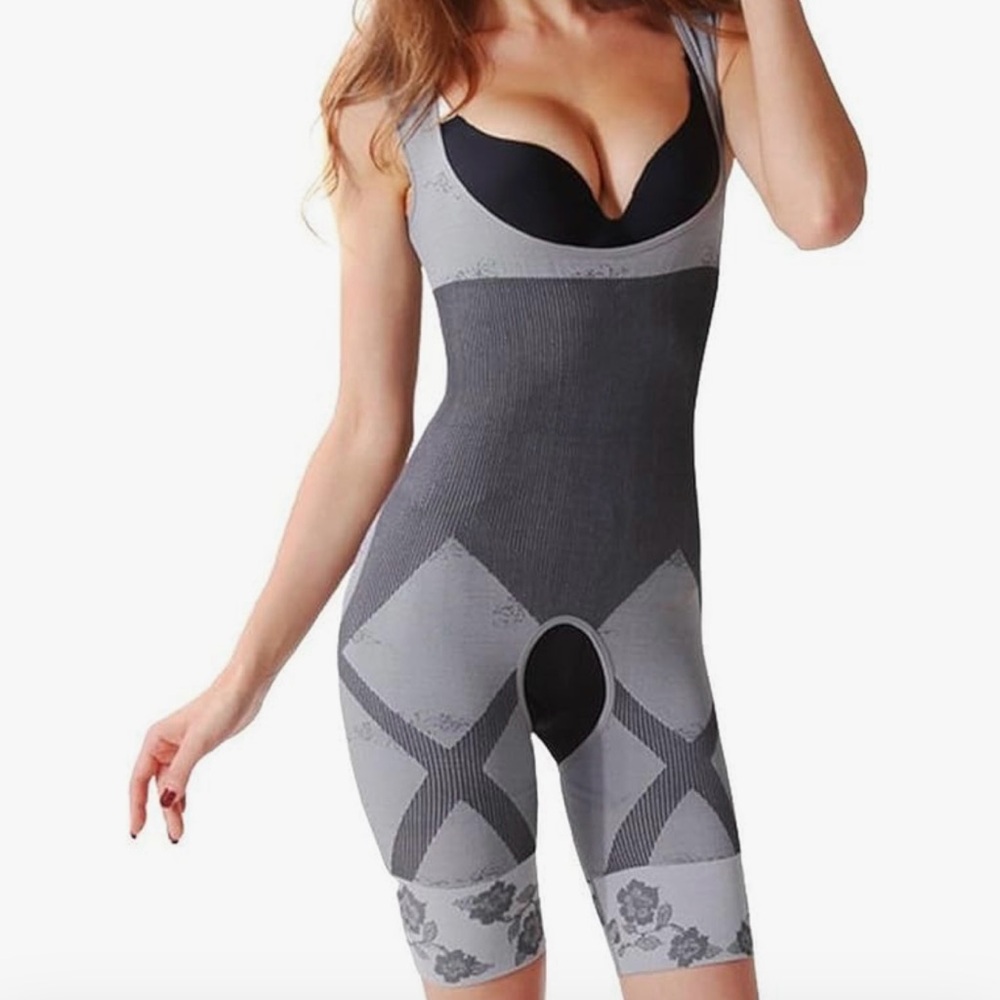 NWOT Bamboo Charcoal Waist Cincher Body Shapewear